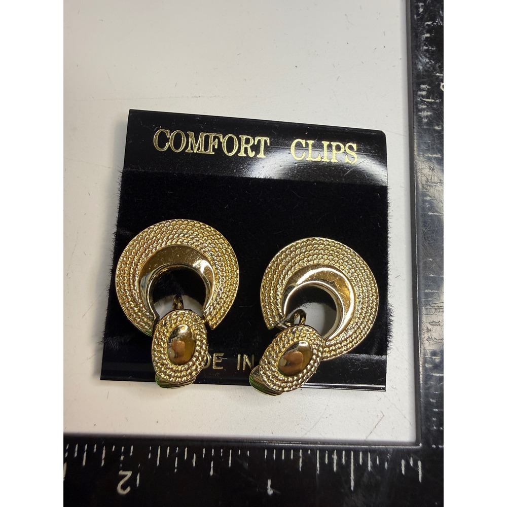 Vintage Comfort Clips Gold Tone Textured Door Knocker Clip On Earrings